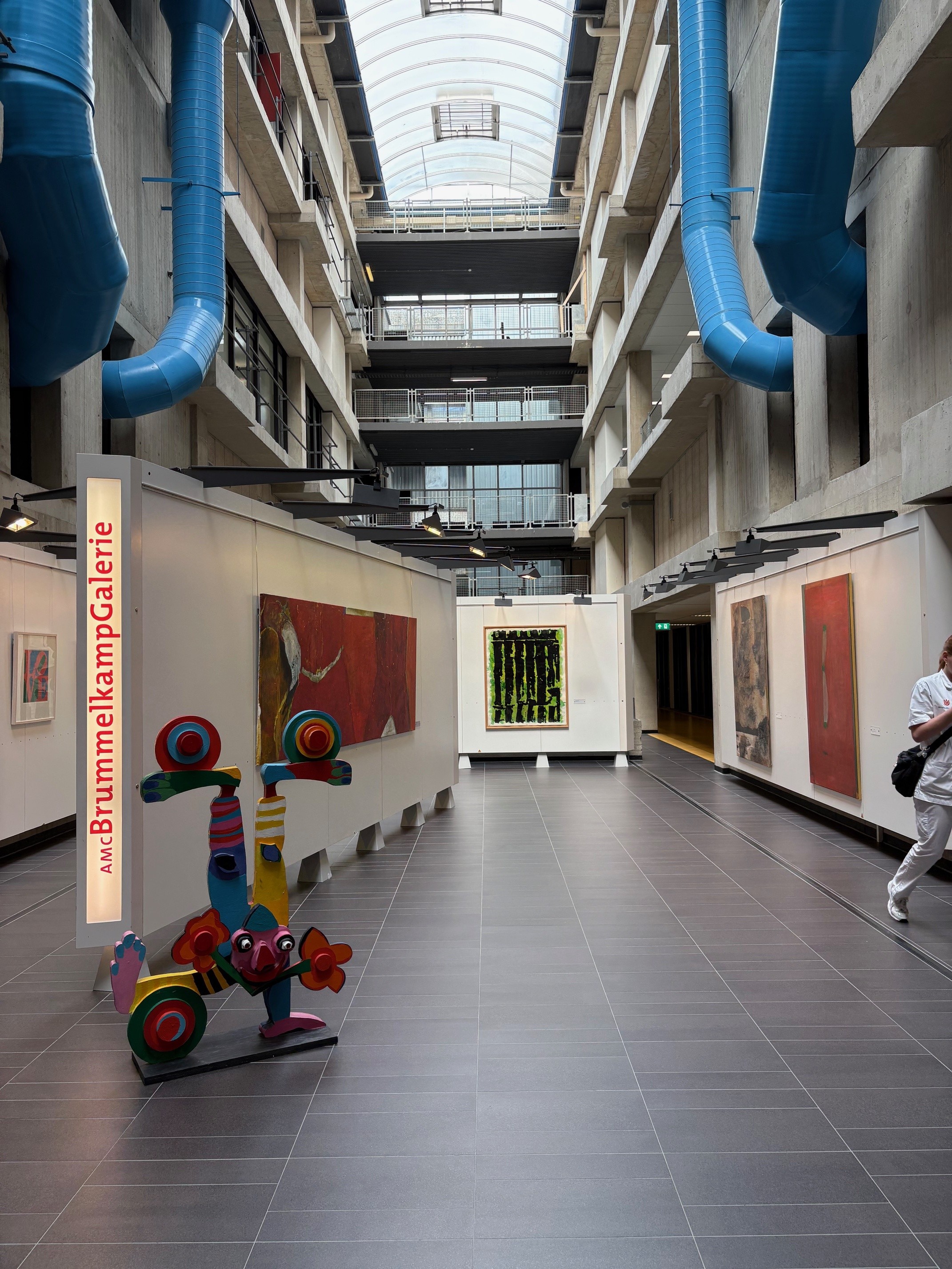 Nu in de Brummelkampgalerie: schenking collectie Voûte